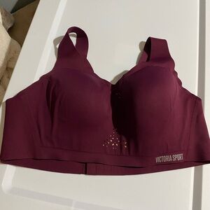 38c Victorias Secret Sports bra plum purple